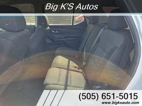 Used 2019 Chevrolet Traverse LT image 11