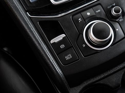 Used 2019 MAZDA CX-5 Touring FWD image 22