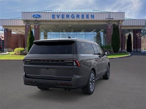 New 2025 Lincoln Navigator L Black Label image 8