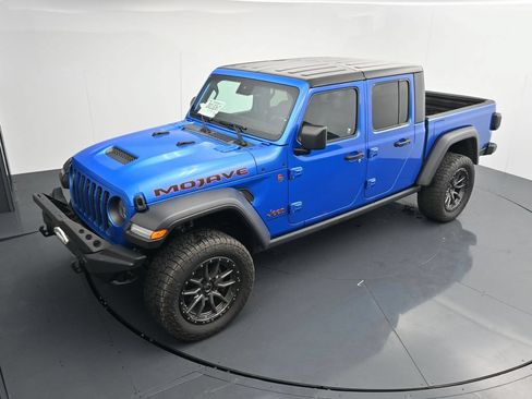 Used 2023 Jeep Gladiator Mojave w/ LED Lighting Group AWD/4WD image 28