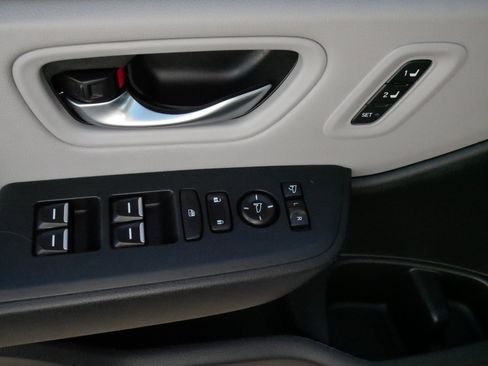 Certified 2024 Honda Pilot Elite image 19