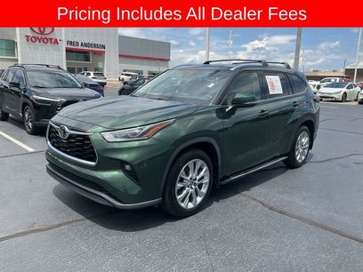 Used 2023 Toyota Highlander Limited