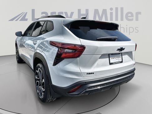 New 2026 Chevrolet Trax RS w/ Driver Confidence Package FWD image 12