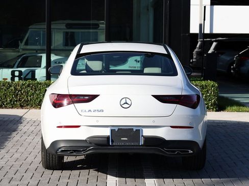 Used 2025 Mercedes-Benz CLA 250 image 6