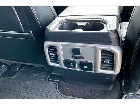 Used 2020 Ford F150 Lariat w/ Equipment Group 502A Luxury AWD/4WD image 31