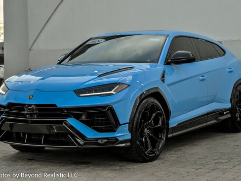Used 2024 Lamborghini Urus Performante image 3