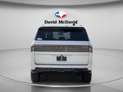 New 2026 Lincoln Navigator L Black Label AWD/4WD image 6