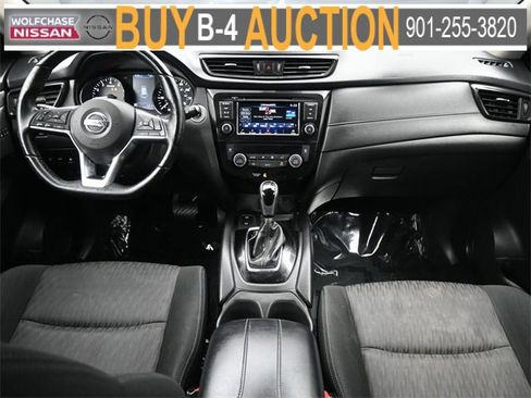 Used 2020 Nissan Rogue SV w/ Premium Package image 9