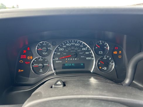 Used 2023 Chevrolet Express 2500 Extended w/ Driver Convenience Package image 11