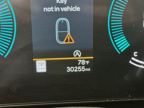 Used 2025 Hyundai Tucson SEL image 19