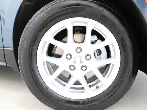Used 2024 Chevrolet Equinox LS w/ LPO, Floor Liner Package AWD/4WD image 33