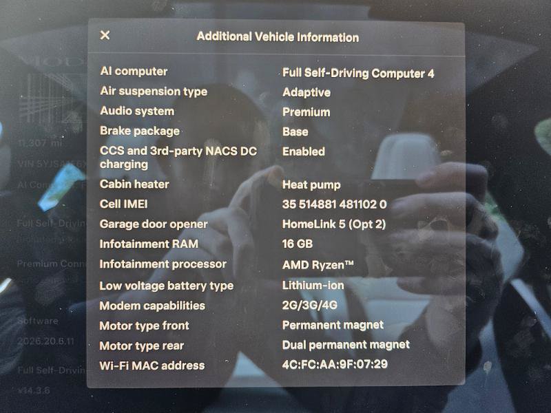 Used 2025 Tesla Model S Plaid AWD/4WD image 3