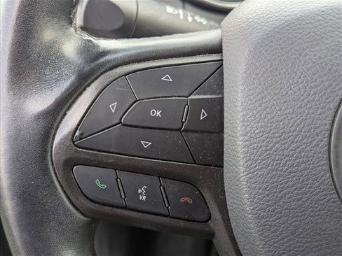 Used 2020 Jeep Cherokee Trailhawk w/ Cold Weather Group image 11