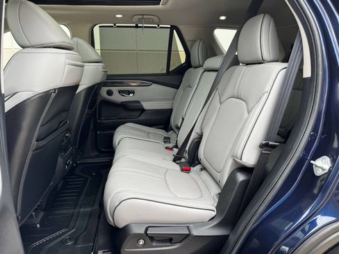 Used 2023 Honda Pilot Elite image 16