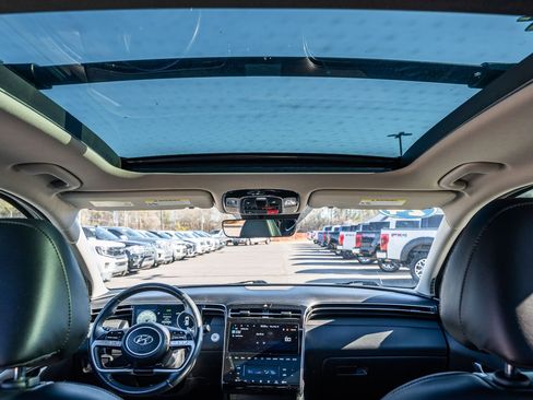 Used 2024 Hyundai Tucson Limited image 23