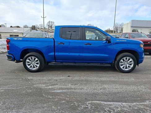 Used 2022 Chevrolet Silverado 1500 Custom image 6