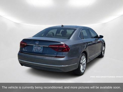 Used 2017 Volkswagen Passat 1.8T SEL Premium FWD image 6