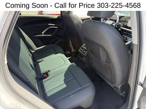 Used 2025 Audi Q5 Premium w/ Convenience Package AWD/4WD image 12