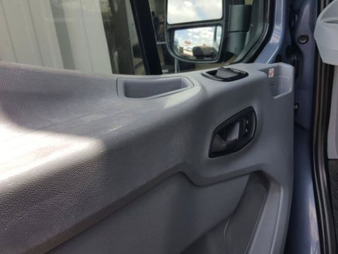 Used 2019 Ford Transit 250 148 High Roof Extended RWD image 22