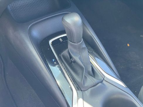 Used 2025 Toyota Corolla LE image 17