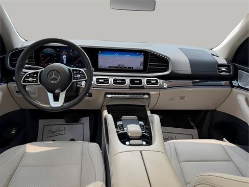 Used 2020 Mercedes-Benz GLS 450 4MATIC image 33
