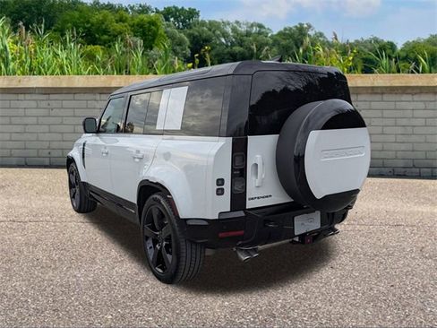New 2026 Land Rover Defender 110 V8 image 6