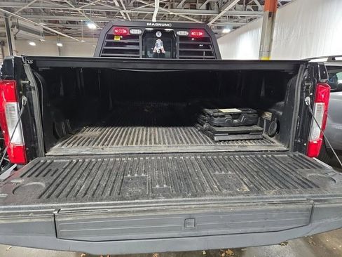 Used 2017 Ford F250 Lariat w/ Lariat Ultimate Package image 12