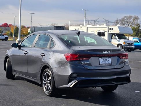Used 2023 Kia Forte LXS image 14