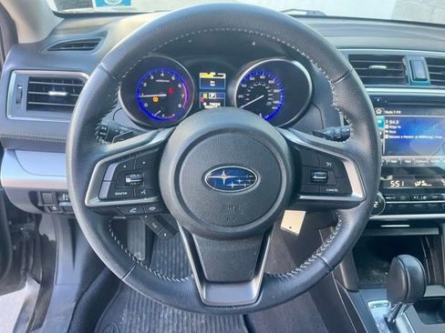 Used 2018 Subaru Outback 2.5i Premium image 15