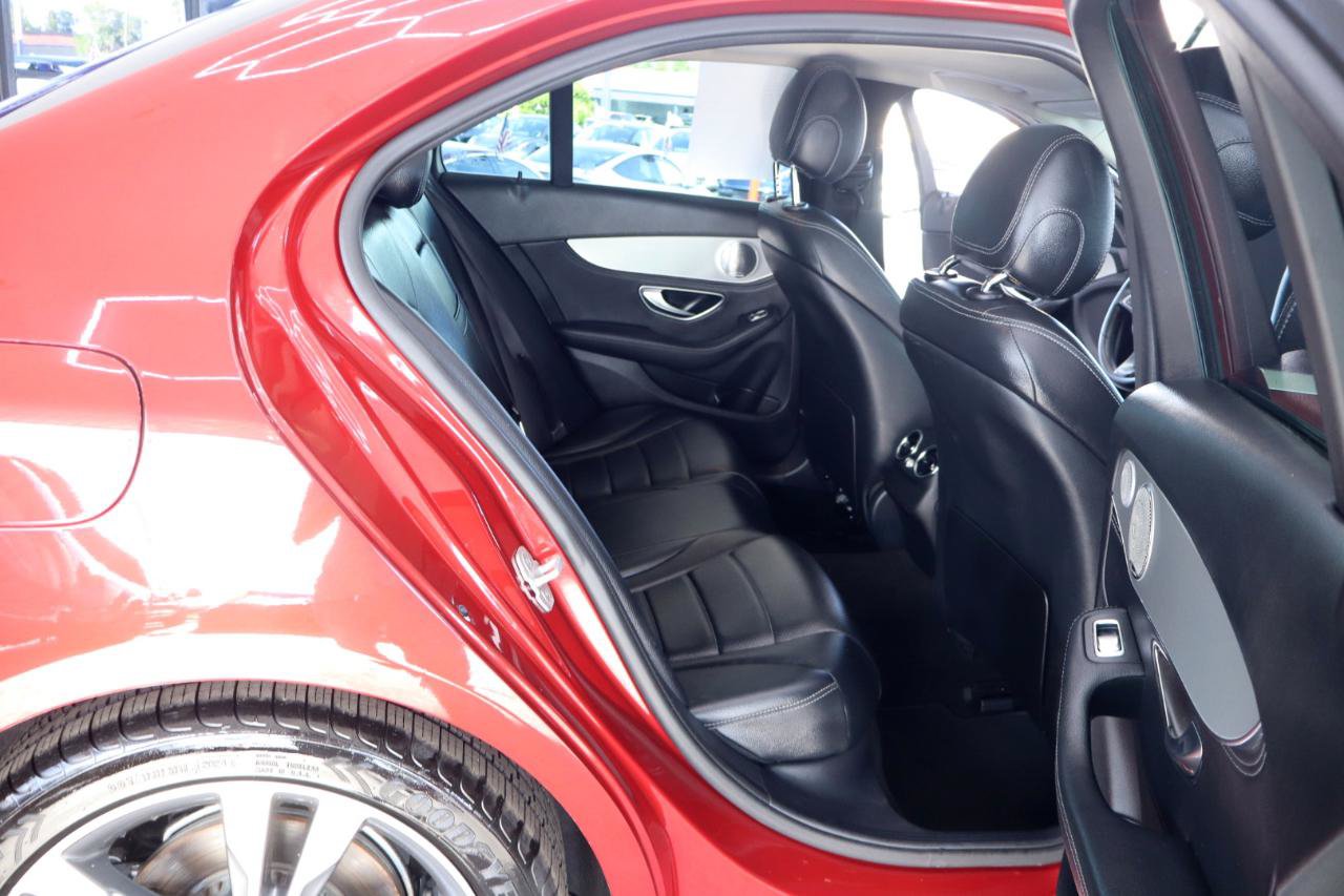 Used 2016 Mercedes-Benz C 300 Sedan image 33