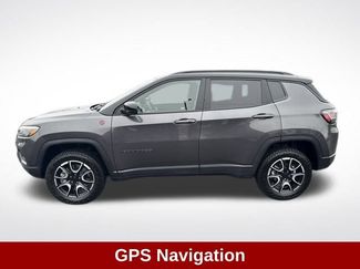 Used 2024 Jeep Compass Trailhawk w/ Trailhawk Elite Group video 2
