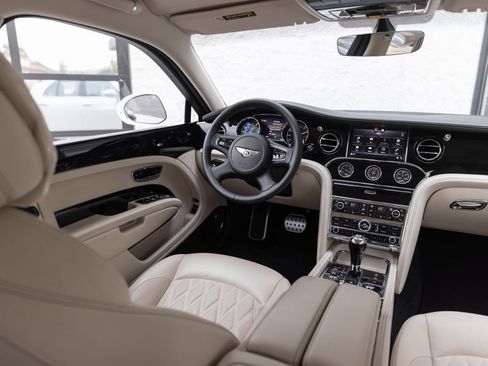 Used 2020 Bentley Mulsanne Speed RWD image 2