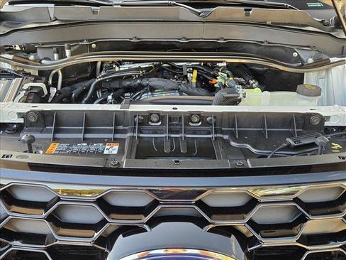New 2026 Ford Explorer ST-Line w/ ST-Line Street Pack RWD image 17