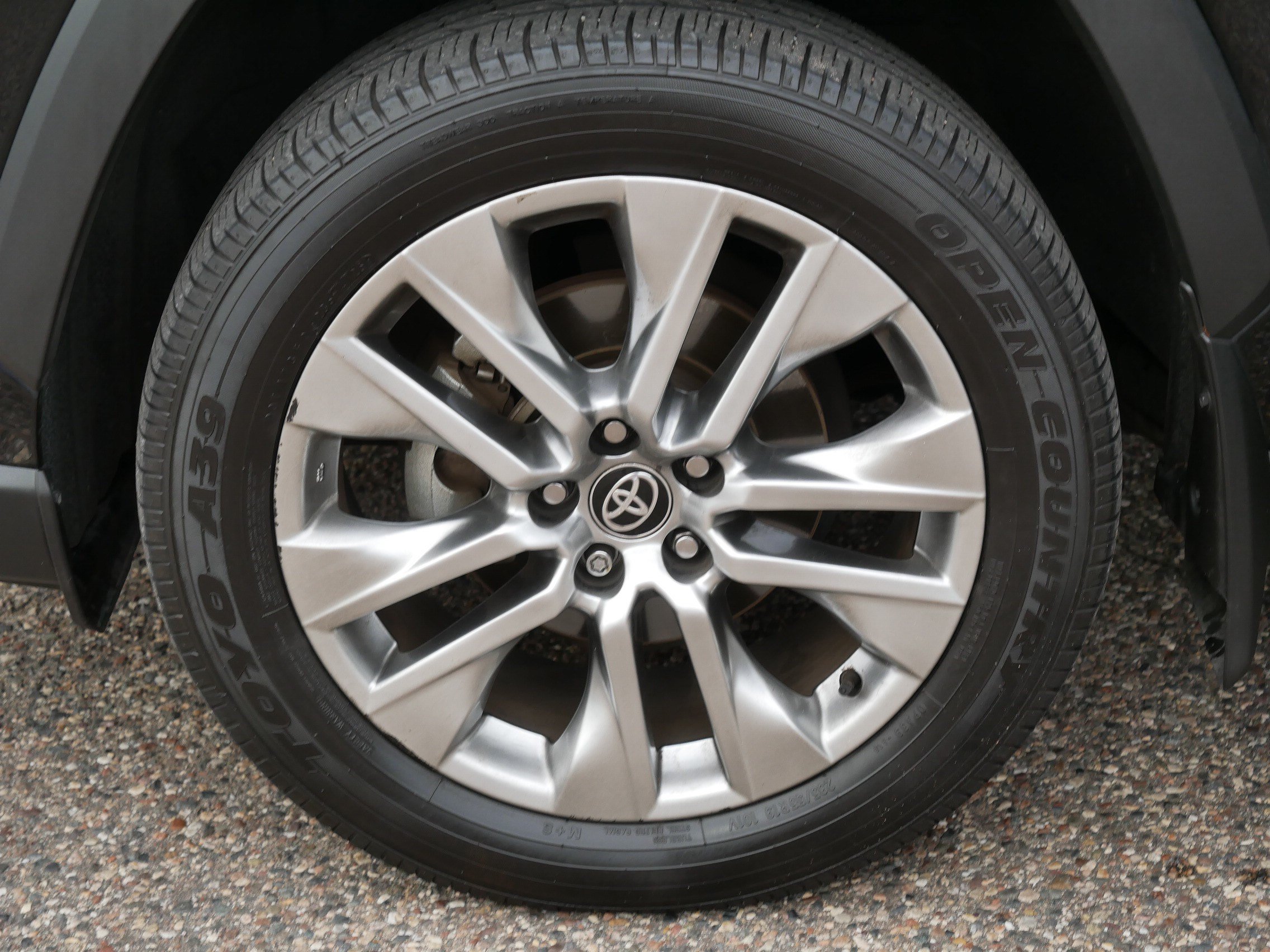 Used 2025 Toyota RAV4 XLE Premium w/ Weather Package AWD/4WD image 15