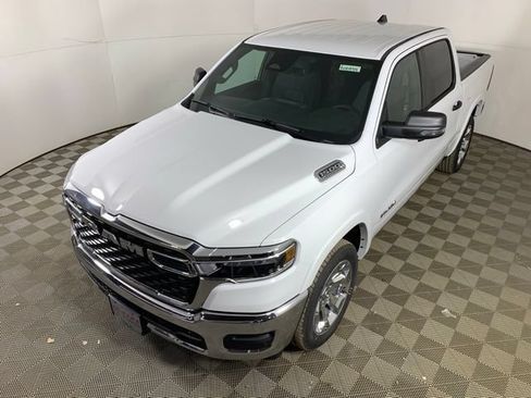 New 2026 RAM 1500 Big Horn AWD/4WD image 7