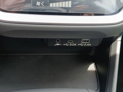 Certified 2025 Subaru Crosstrek 2.0i Premium w/ Convenience Package #2 AWD/4WD image 16
