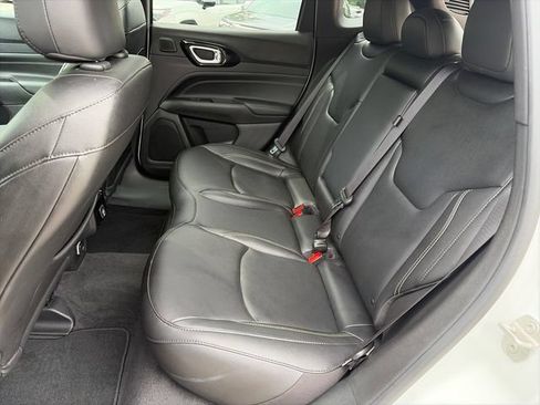 Used 2024 Jeep Compass Limited w/ High Altitude Package AWD/4WD image 14