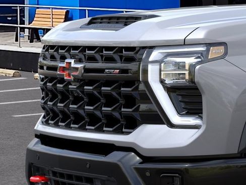 New 2026 Chevrolet Silverado 2500 ZR2 AWD/4WD image 13