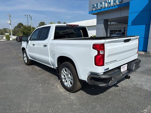 New 2026 Chevrolet Silverado 1500 LTZ w/ LTZ Premium Package AWD/4WD image 3