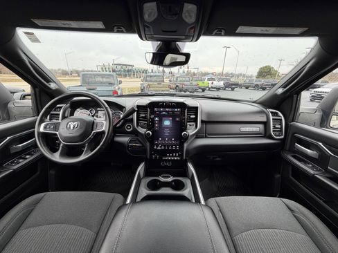 Used 2024 RAM 2500 Big Horn w/ Sport Appearance Package image 13