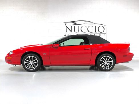 Used 2002 Chevrolet Camaro Z28 w/ SS Performance/Appearance Pkg image 8