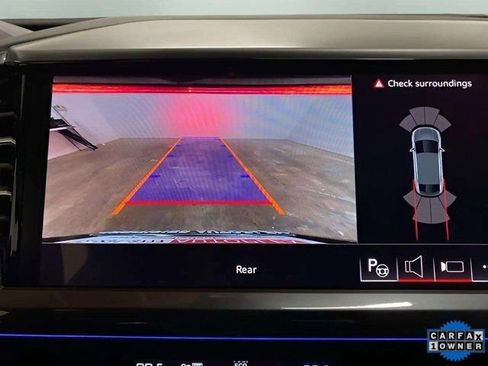 Used 2024 Audi Q4 e-tron Premium Plus w/ Premium Plus image 54