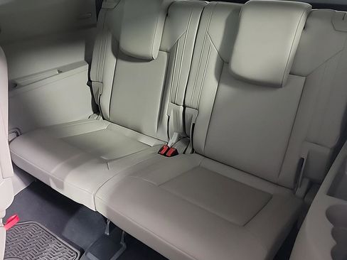 Used 2019 Volkswagen Atlas SEL image 18