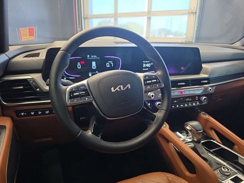 Certified 2025 Kia Telluride EX X-Line AWD/4WD image 16