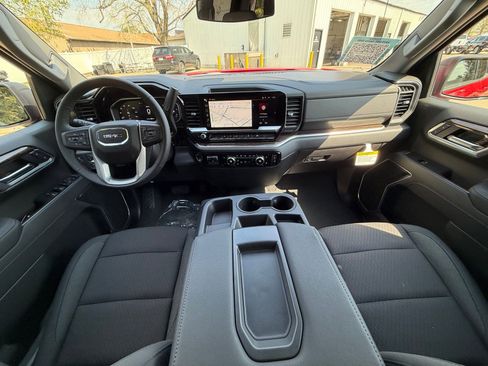 New 2026 GMC Sierra 1500 Elevation image 20