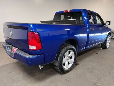Used 2015 RAM 1500 Express RWD image 3