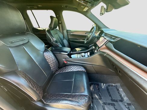 Used 2023 Jeep Grand Cherokee Summit w/ Adv Protech Group IV image 32