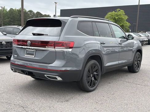 New 2026 Volkswagen Atlas SE FWD image 5