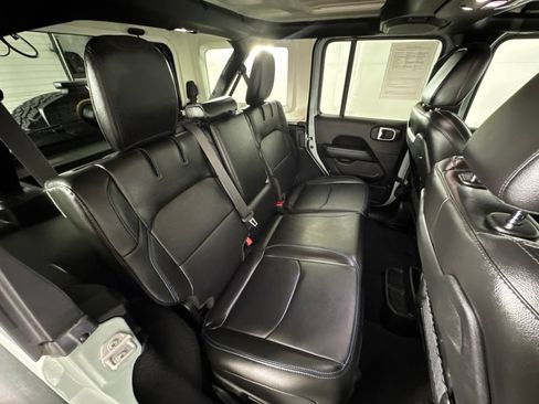 Certified 2023 Jeep Wrangler Unlimited Rubicon 4xe w/ Cold Weather Group AWD/4WD image 35