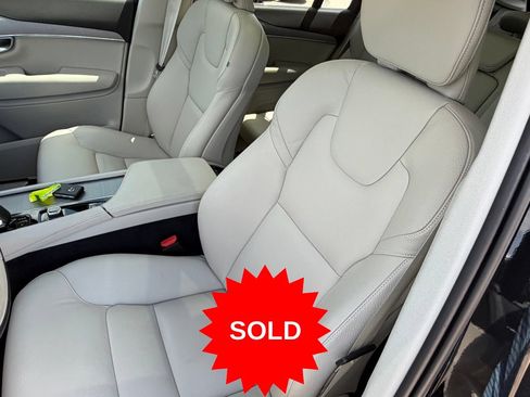 Certified 2025 Volvo XC90 B5 Core w/ Protection Package Premier AWD/4WD image 29